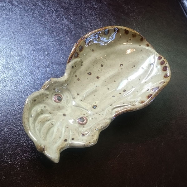 小杉窯作　アオリイカ小鉢　小皿　唐津焼　【誕生日プレゼント、父の日、還暦祝い 釣り】