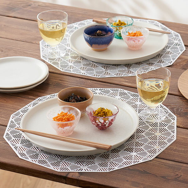 どんなテーブルコーディネートにも合わせやすいランチョンマット ケユカ キッコウレースランチョン 丸形 テーブルマット プレースマット ランチョンマット ランチ シンプル 通販 プレゼント かわいい ファッションの ギフト マット おしゃれ インテリア