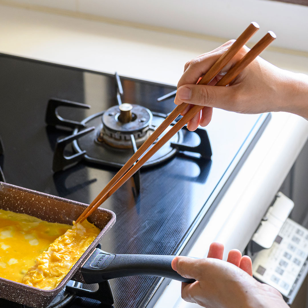 菜箸 シリコン 食洗機対応 耐熱 サーモス thermos （ 菜ばし さいばし 調理箸 料理箸 調理用箸 盛り付け 取り分け 調理 料理 箸 はし 下ごしらえ キッチンツール 便利グッズ 黒 ブラック シリコーン ）