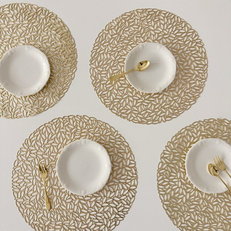 【KEYUCA公式店】ケユカ リーフレースランチョン[丸形 テーブルマット プレースマット ランチョンマット ランチ マット かわいい おしゃれ シンプル ギフト 楽天 シート 丸 デスクマット 円形 敷物 ダイニング ランチマット プレイスマット ランチョン テーブルウェア 円 hh]