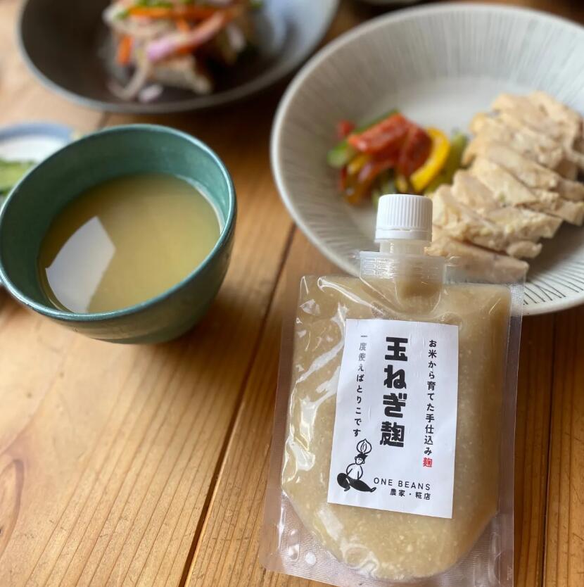 ONE BEANS 玉ねぎ麹 180g 万能調味料 塩麹 麹 発酵調味料 国産 日本製 淡路島産 兵庫県産 天日塩 お米麹 米麹 玉ねぎ たまねぎ 調味料 料理 和食 万能ダレ 肉料理 野菜料理 魚料理 炒め物 漬け物 ドレッシング 手作り ギフト プレゼント 贈り物 kh02-10007008 スオスダイ 楽天市場店 サンプル画像3
