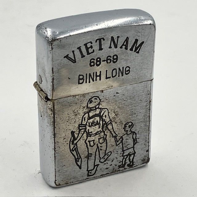ZIPPO ベトナム 1969年 人気の絵柄 兵士と子供 ビンテージ ジッポー ベトナムジッポー 中古 動作確認済み