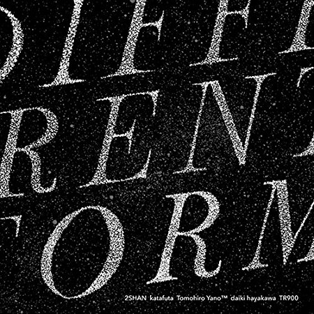 日本最大級のビートメイク大会「Beat Grand Prix」で2015年、2016年と2年連続決勝進出を果たしたビートメイカー「katafuta」主宰による、三重県の注目ビートメイカー5名に焦点を当てたコンピレーション作品【DIFFERENT FORMS】が入荷です。 三重県を中心に活動をしている5名のBEAT MAKER、DJ、PRODUCERによるコンピレーション。HIPHOP〜TECHNO等ジャンルレスに個性を発揮している今作は、ジャンルとしての統一感はないようで、始めから終わりまで聴くとまとまりのある、地方で培ってきた独特のグルーヴを感じさせる作品となっている。三重県というCLUB MUSICのやせた土地から生み出される今作は、そんな土地でも都市部に負けないシーンを生み出すことが出来るということを理解してもらえる作品となっている。 【2SHAN】 三重県四日市市を拠点にHIPHOP提供中。VINYL ONLY、SCRATCH、2枚使いを念頭に現場での黒光りなPLAYを追求し続ける。MPC1000でのトラックメイクも並行し、ラッパーへの楽曲提供も行っている。3枚のMIX CDの他に2017.3月には、過去の作品や未発表音源を収録したBEAT ALBUM「FIGMEMTS」を自主制作。STREETに向けて展開している。 【katafuta】 Beat maker / DJ。Math.Beat Label主宰。地元三重は四日市を中心にBeat maker / ProducerをメインとしたMachine Live Eventを不定期開催。bandcampにてEPの発表や海外からテープもリリースしている。またBeat Grand Prix2015.2016と共に決勝へ出場し、自身も2016年にBeat Battle Eventを三重にて開催し、三重県外でも精力的にLive活動を行なっている。ジャンルレスに自分の気持ちいいと感じるものをラフに制作している。 【daiki hayakawa】 ゼロ年代から電子音響の世界へ。ビートミュージックの平野からrhythm & soundを展開中。bandcampにてこれまで2枚のEPを発表し、デザインやアートワークの制作も手掛ける。 【TR900】 四日市を拠点に活動、Abletonに精通し、様々なハードウェア機材や、時に生楽器のエッセンスを取り入れるなど、エレクトロニックサウンドを軸にジャンルの枠に囚われない、自由な作品を制作している。 【Tomohiro Yano】 三重県在住 DJ/Musicproducer。フロアライクなミニマルハウスをメインで作る一方、フォーマットにとらわれない形でフリーフォームなエ レクトロニックミュージックも展開している。ルーマニアやイタリアなどのヨーロッパのアンダーグラウンドなレーベルからリリースを重ねている。 -TRACK LIST- 1.All Over Again / 2SHAN 2.Visual Imagery / katafuta 3.Compass / Tomohiro Yano 4.Ilford / daiki hayakawa 5.NoMn / TR900 6.fourg / katafuta 7.AGFA / daiki hayakawa 8.BIO / TR900 9.Lapaful (Invisible Fruit) / katafuta 10.Kodak / daiki hayakawa 11.LOUIS / 2SHAN 12.arabickYamato / Tomohiro Yano 13.Chimney / TR900 14.THANKYOU / 2SHAN 15.Hotchkiss / Tomohiro Yano 商品詳細 注意点 ※当店は実店舗と在庫を共有している為、どうしても売り違いによる完売が生じてしまう場合がございます。 ※オーダー後に完売連絡を差し上げる場合もございますので、お客様のご理解とご協力お願い致します。