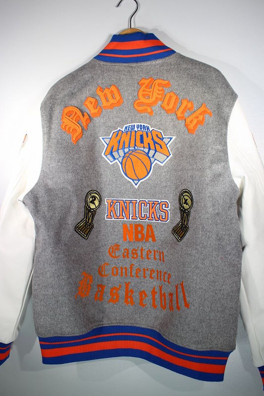 PRO STANDARD (プロ・スタンダード) / "NY KNICKS (ニューヨーク・ニックス)" OLD ENGLISH WOOL VARSITY JACKET / grey×royal×orange スタジャン