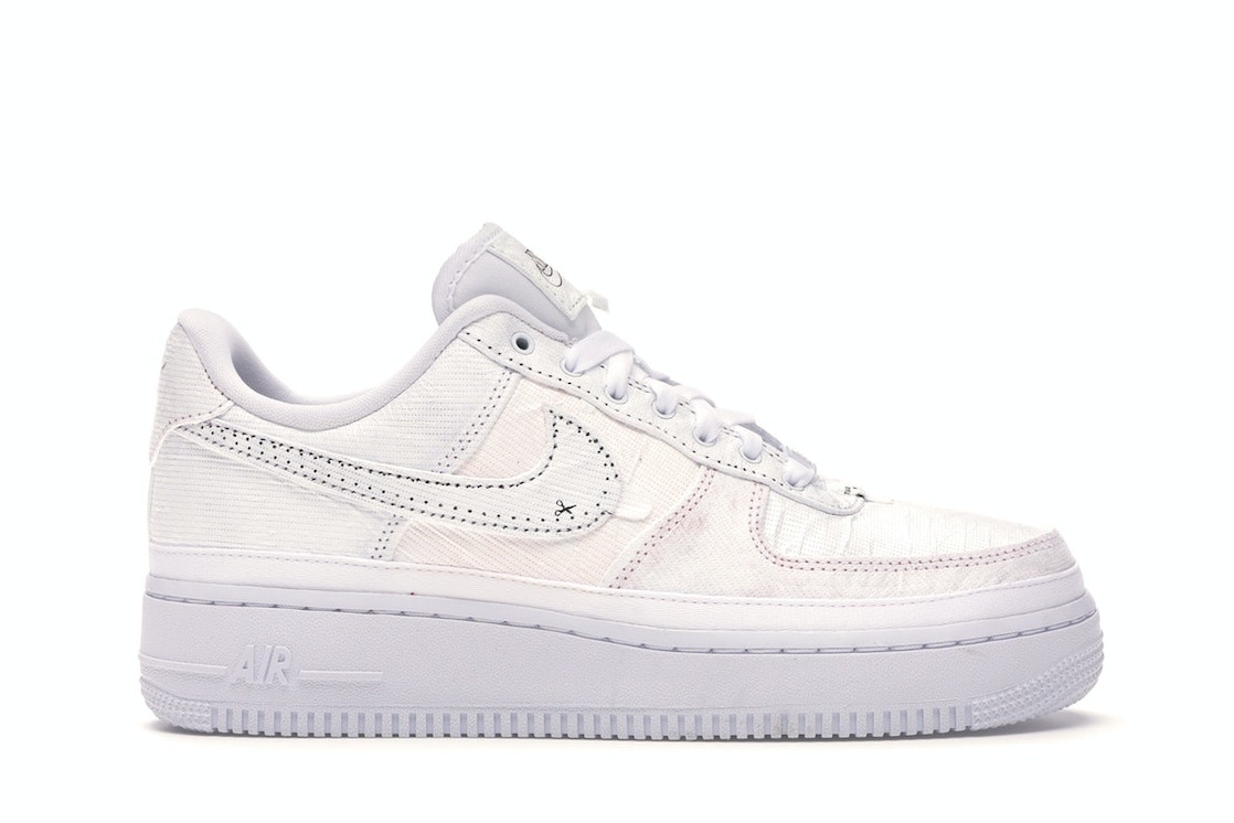 Rakuten - 6/15【1000円割引クーポン】Nike ウィメンズ エアフォース1 07 LX 