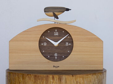 「キコリの時計」　木の振子時計　【くじらの時計】