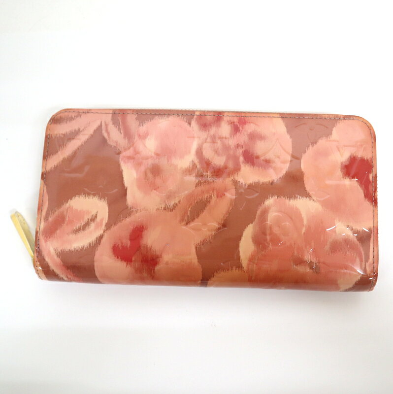 【LOUIS VUITTON】ルイヴィトン モノグラムヴェルニ イカットフラワー ジッピーウォレット M90020 CA0133【中古】【代金引換不可】/tg1299