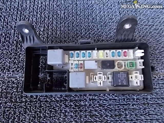 【中古】★激安!★MNH10W アルファード 3.0L 2WD 後期 純正 ノーマル ヒューズボックス BOX 58011 6B08 / 2J5-444