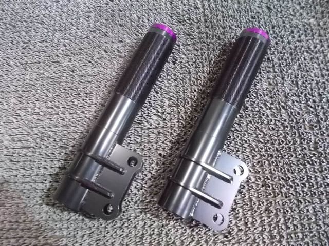 【中古】★未使用!★車種不明 QUANTUM クァンタム フロント シェルケース 車高調 左右 加工用等に BP5 ? ..