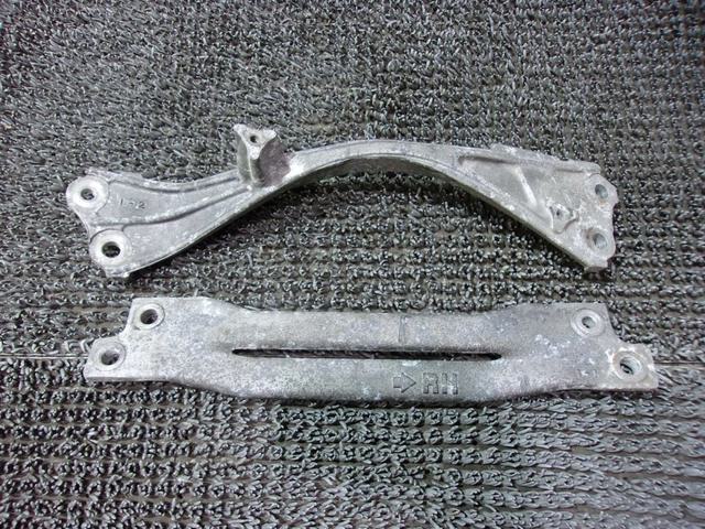 【中古】★激安!★FD3S RX-7 RX7 純正 ノーマル フロアバー 2本のみ 13B ロータリー / 2R9-999