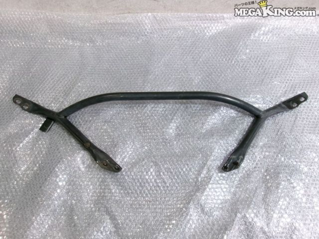 状態詳細 クラックや曲がりは無さそうです。 商品は中古品の為、キズ、除去しきれていない汚れ、相応の使用感などあります。 個人的な主観となりますので、必ず画像にてご判断をお願いします。 状態につきましては見落とし、記載漏れ等ある場合がございますのでご購入をお考えの方は不明点等あればお気軽にご質問ください。 付属品は画像の物がすべてとなります。　　掲載枚数の関係上、画像ではわかり難い部分もありますが、ご納得頂ける方のみでお願いします。 中古品という事をご理解頂き、ノークレーム、ノーリターンでお願い致します。 特徴 コンディションランク 【 C 】 一般中古品 使用感があり傷やダメージはありますが、問題なく使える一般的な商品。 メーカー ホンダ タイプ 純正 型式・仕様 CL1 車種 アコード 品番 - 管理番号 S5-110 P:Oku - D:Higu - Ph:8 - SAGAWA　R:4480 / 94　-　29 - 9