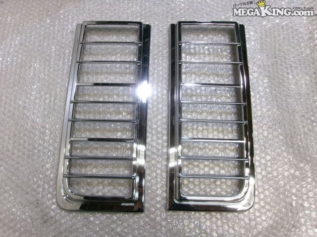 【中古】★未使用★HUMMER ハマー H2 社外 テールライトカバー テールランプカバー メッキ クローム 左右 / 2T1-324