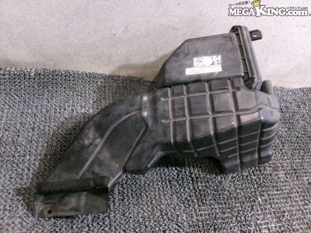 【中古】C33 ローレル NA 純正 ノーマル エアクリーナーボックス RB20DE / 4T4-673