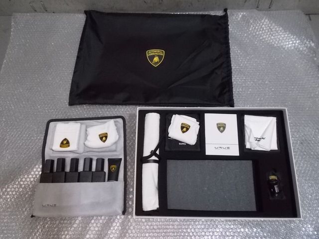 【中古】★新品!★Lamborghini ランボルギーニ URUS ウルス 純正 ノーマル クリーナーセット メンテナンスキット / P8-617