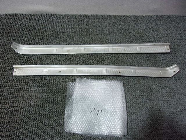 【中古】★激安!★RX22 コロナ マーク2 純正 ノーマル スカッフプレート / R1-202