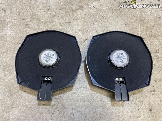 【中古】BMW F22 2シリーズ 純正 ノーマル サブウーハー ウーファー オーディオ 左右セット 65139210147-06 65139210148-06 動作OK / T6-723