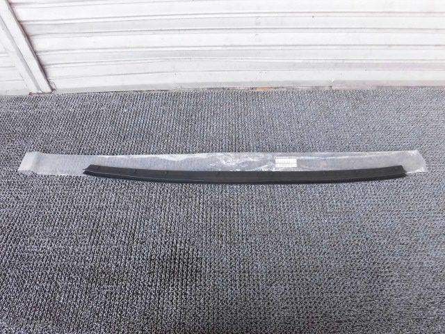 【中古】★新品!★Y50 フーガ 純正 ノーマル フロント シール モール 左 80839-EG000 / 4J3-1015