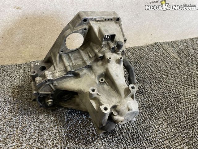 【中古】EF9 シビック 純正 ノーマル ミッションケース B16A Y1-1009349 EF8 CR-X 等 / T5-2090