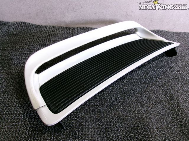 【中古】PORSCHE ポルシェ 911 964 カレラ 社外 エンジンフード スポイラー ルーバー リアウイング 社外 ウイング 付 ? 9645121230...