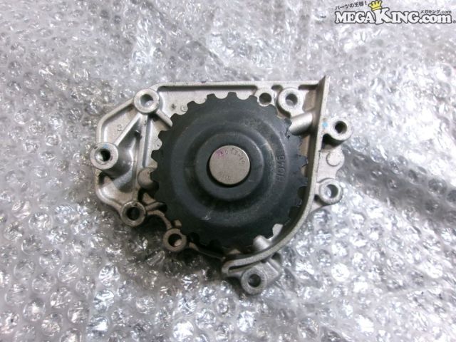 【中古】DC2 インテグラ タイプR GMB ウォーターポンプ 赤ヘッド / 2T3-931
