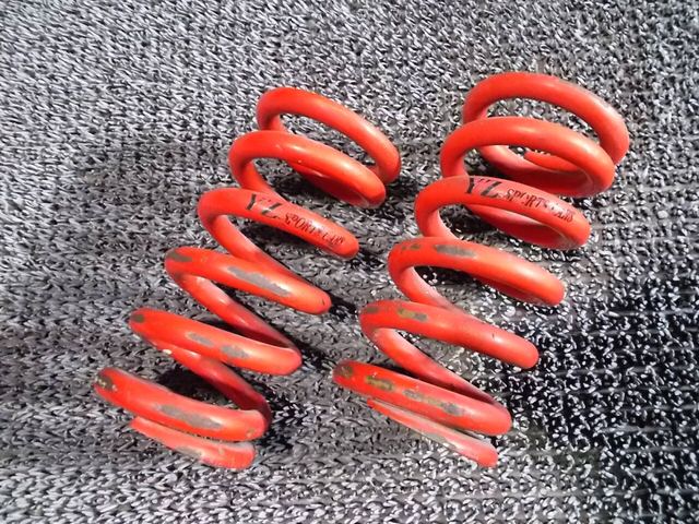 【中古】★激安!★YZ SPORTS CARS ワイズスポーツカーズ 直巻き スプリング バネ コイル 車高調用 2本 自由長：約183mm ID：約63.8mm / 2P2-543