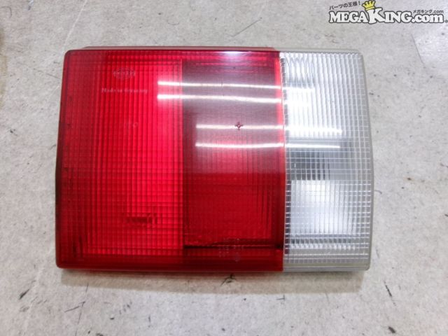 【中古】アウディ 80 純正 HELLA ヘラ テールランプ テールライト 左 893945093 / 4KS6-1567