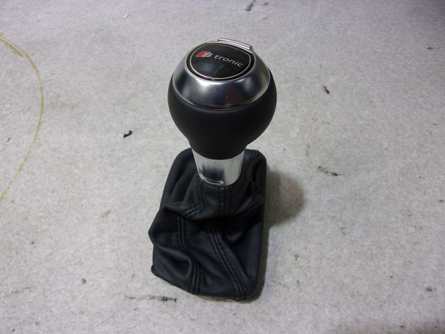 【中古】★激安!★2011 アウディ 8X系 A1 AT オートマ 純正 Stronic Sトロニック シフトノブ 8X2713139 / R6-537