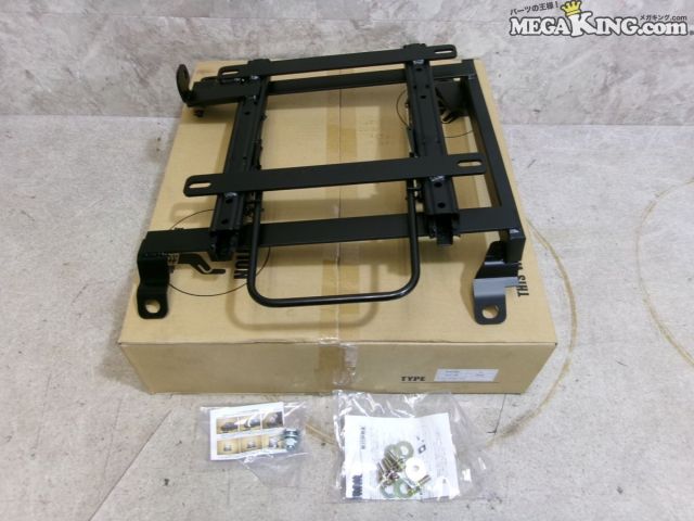 【中古】★未使用★R35 GT-R GTR カワイ製作所 スパルコR100J-TIC セミバケット シートレール 底止め 底4点止め 左 助手席側 N070L / S2-140