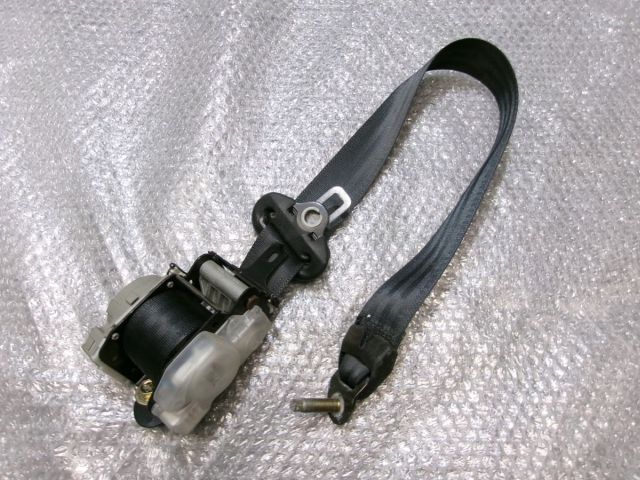【中古】★激安!★左右不明 S15 シルビア スペックR 純正 ノーマル フロント シートベルト SR20DET 分かる方 / 4Q11-836