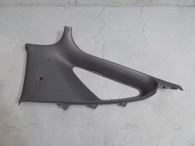 【中古】★激安!★Z16A GTO 純正 ノーマル クォータートリム アッパー パネル 右 運転席側 MB877294 / P3-047