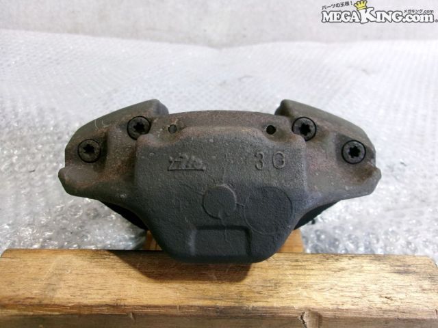 【中古】左右不明 PORSCHE ポルシェ 純正 ノーマル リア ブレーキ キャリパー 2POT 2ポット 右 ? 左 ? 911 930 にて使用 分かる方 ...