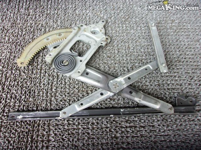 【中古】BNR34 スカイライン GT-R GTR 2ドア 純正 ノーマル パワーウインドウレギュレーター 右 運転席側 RB26DETT / 4S5-988