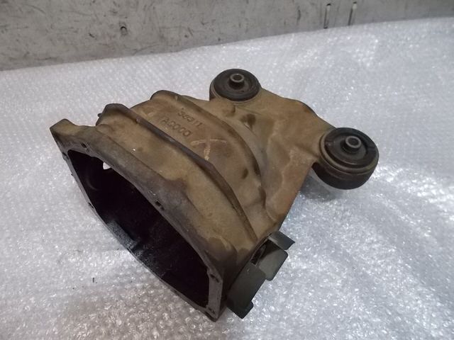 【中古】★激安!★Y34 セドリック グロリア 純正 ノーマル リア リヤ デフケース R200 ケースのみ 38311 ..