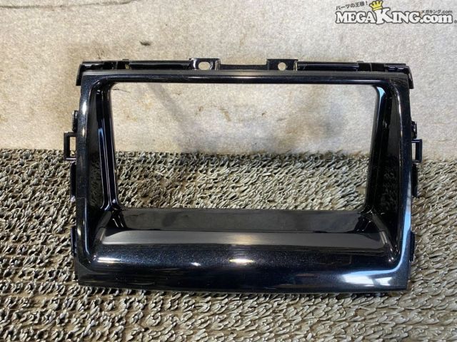 トヨタ純正 オーディオパネル 50 55系 エスティマ 内枠外枠セット 8