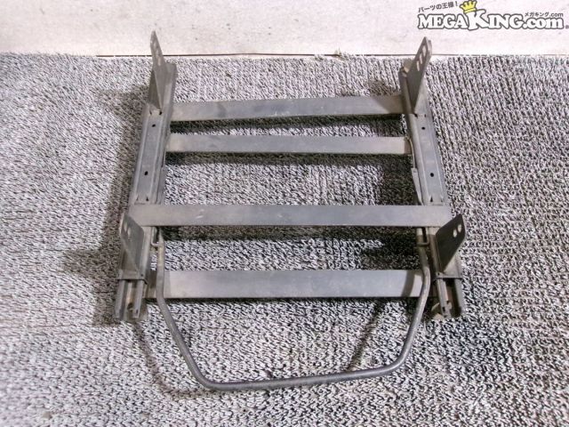 【中古】DC2 インテグラ BRIDE ブリッド フルバケット フルバケ シートレール サイド止め 右 運転席側 DB8 等 / 4S1-1423