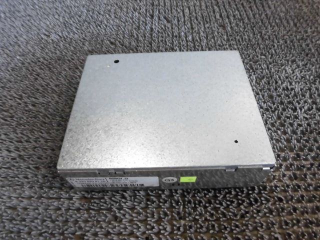 【中古】 ベンツ Sクラス W220 S320 純正 ビデオ デコーダー ユニット 本体のみ A2208204126 / ZG8-1440