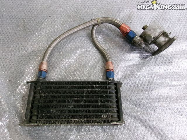 【中古】車種不明 社外 オイルクーラー HKS オイルブロック 付 分かる方 / 2S7-657