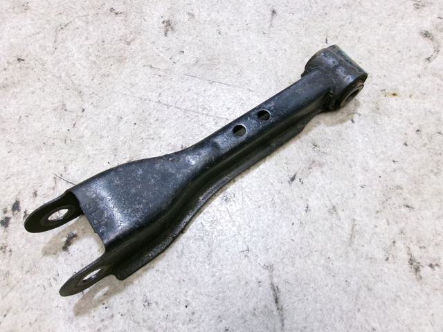 【中古】★激安!★S13 シルビア 純正 ノーマル リア リヤ トラクションロッド 1本 片側のみ RPS13 180SX 等 / 2R9-563