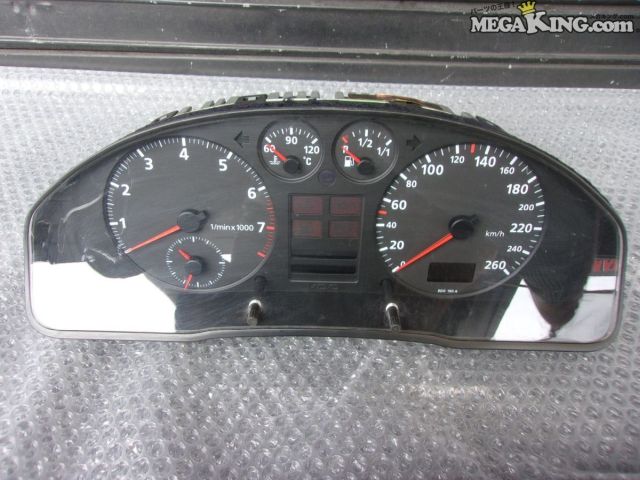【中古】アウディ 8D系 B5 A4 純正 ノーマル スピードメーター 8D0919033 88311225 110008695 / 4S9-1647