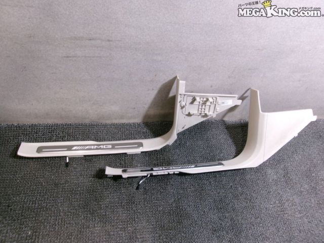 【中古】ベンツ W463A Gクラス ゲレンデ 純正 AMG スカッフプレート 左右 156202811 A4636801206008T92 点灯OK / T2-662