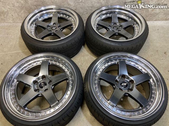 楽天市場】ジスタンスw5s 19 10．5jの通販