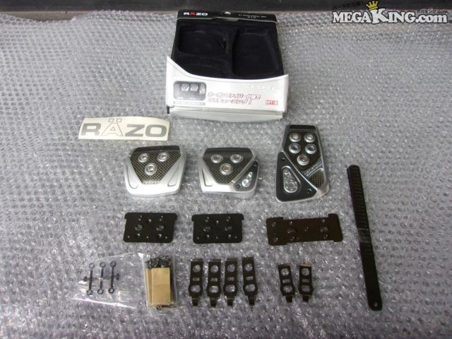 【中古】★美品★カーメイト RAZO レッツォ MT-S GT SPEC ペダルセット アクセルペダル クラッチペダル ブレーキぺダル RP104 / 4S4-722(2)