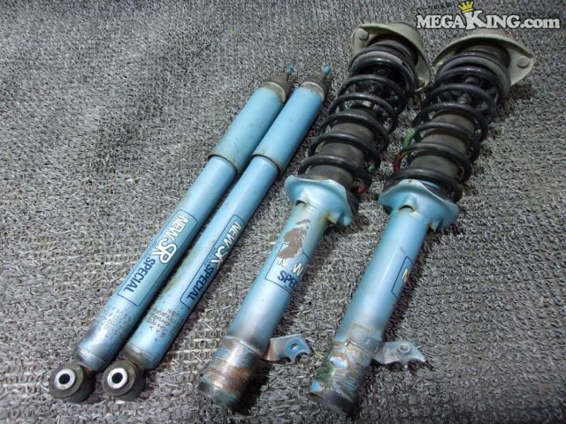 【中古】JB5 ライフ KYB カヤバ NEW SR SPECIAL ショック&サスペンション リアバネ欠品 NST3011 SS NSF 1025 JD2 ザッツ JB2 JB4 等 / T1-346