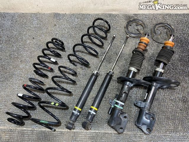 トヨタ　ヴォクシー　ZS 煌||| 純正サスペンション 楽天市場】トヨタ ヴォクシー 中古（サスペンション｜パーツ）：車用品