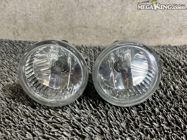 【中古】車種不明 スバル 純正 ノーマル フォグランプ フォグライト 左右 KOITO 114-77828 RC1 ? R2 ? 分かる方 / 5T5-824