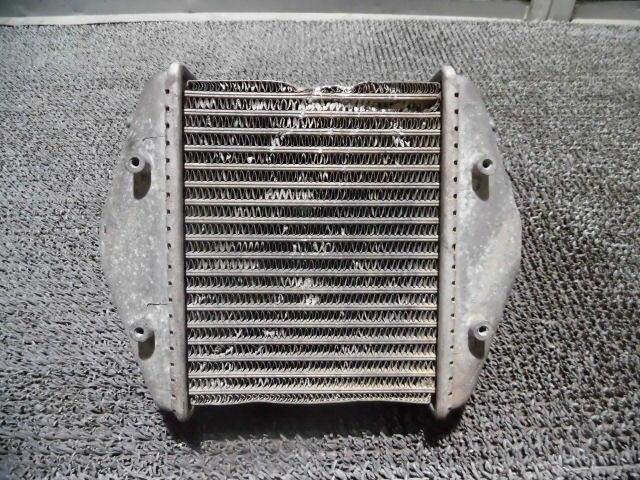 【中古】S13 シルビア SR20DET 純正 ノーマル インタークーラー 48-88457 180SX 等 / 2H2-852