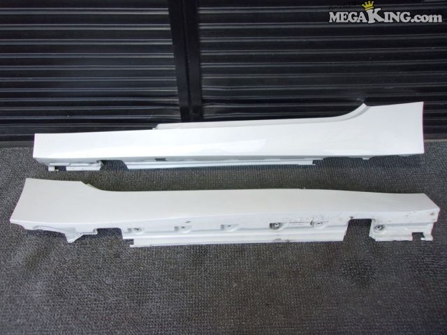 【中古】BMW E89 Z4 純正 ノーマル サイドステップ サイドスカート 左右 5177-7192058 5177-7192057 / S8-1704