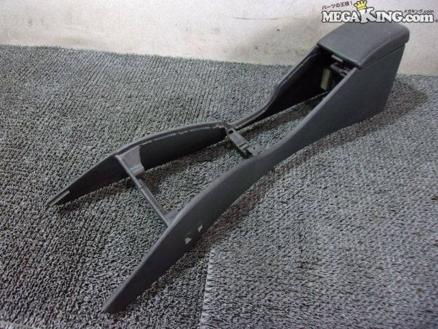 【中古】GC8 インプレッサ E型 ターボ 5MT 純正 ノーマル センターコンソール アームレスト 小物入れ 灰皿 92062 FA000 92060 FA100 / 4S11-1130