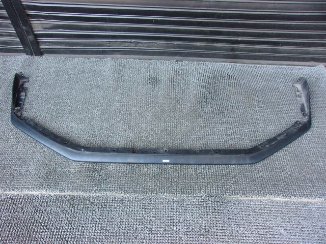 【中古】★激安!★GJ7 インプレッサ G4 純正 STI フロント リップスポイラー フロントアンダースポイラー SG517FJ100 / Q3-1779