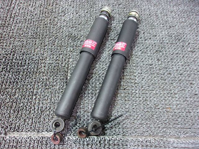 【中古】★激安!★KYB カヤバ Excel-G エクセルG リア ショックアブソーバー ストラット 左右 AE86？ レビン？ トレノ？ ハチロク？ / 2R7-999